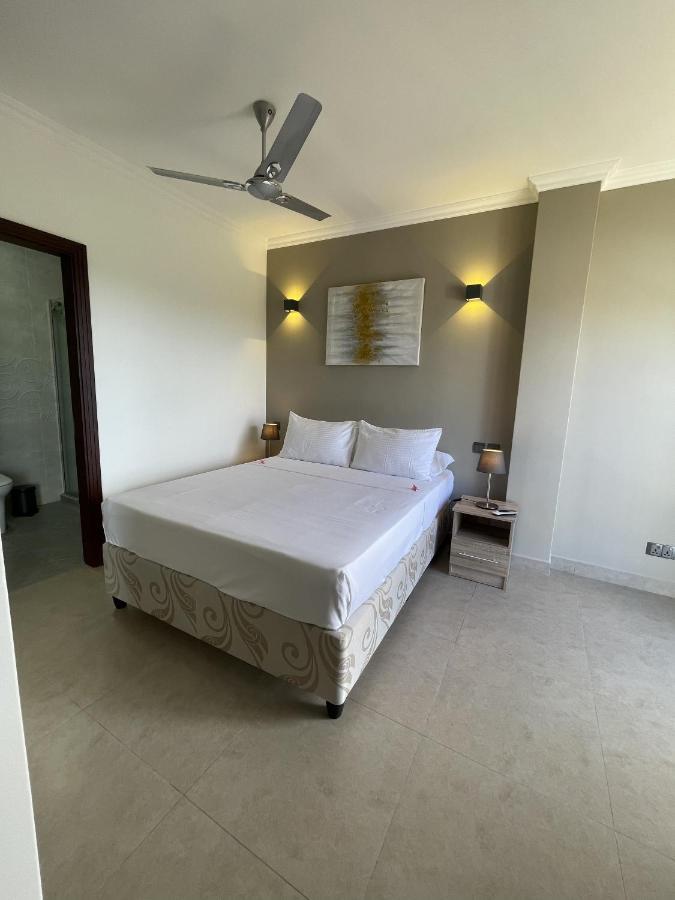 B Holiday Apartments Beau Vallon  Eksteriør billede