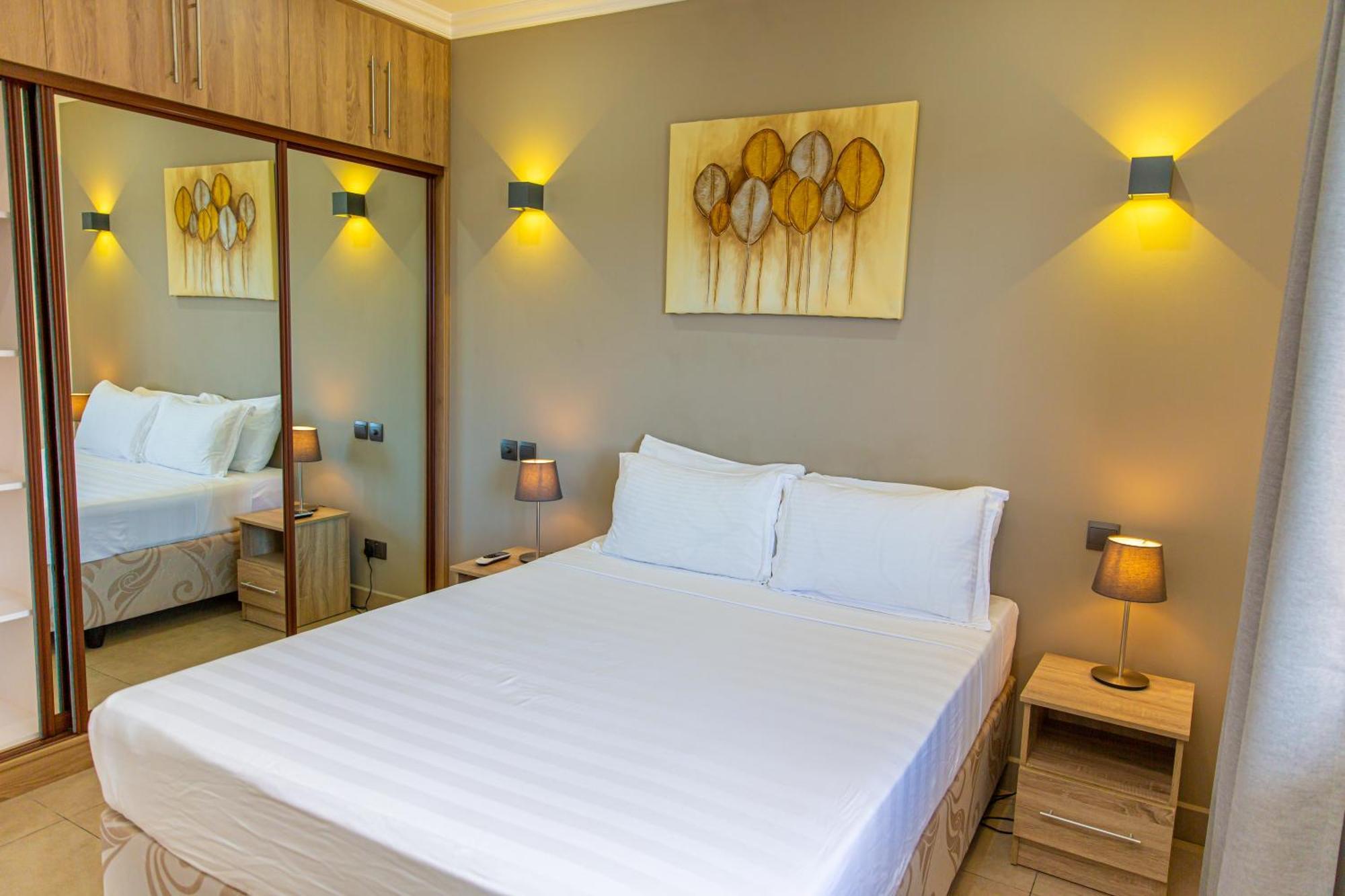 B Holiday Apartments Beau Vallon  Eksteriør billede